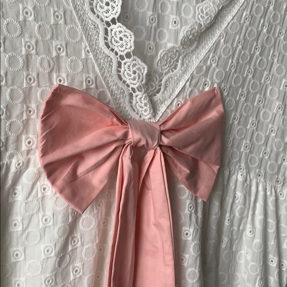 💙3/$30 pink bow low back white summer beach dress - Picture 4 of 8